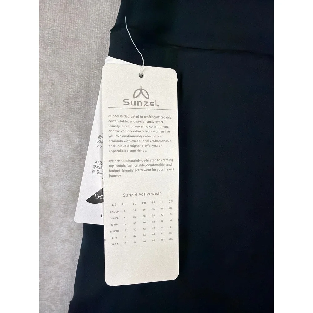 NWT SUNZEL Black High Waisted Biker Shorts w Pockets 7